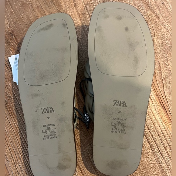 NWT - Zara Leather Sandals - Picture 2 of 2